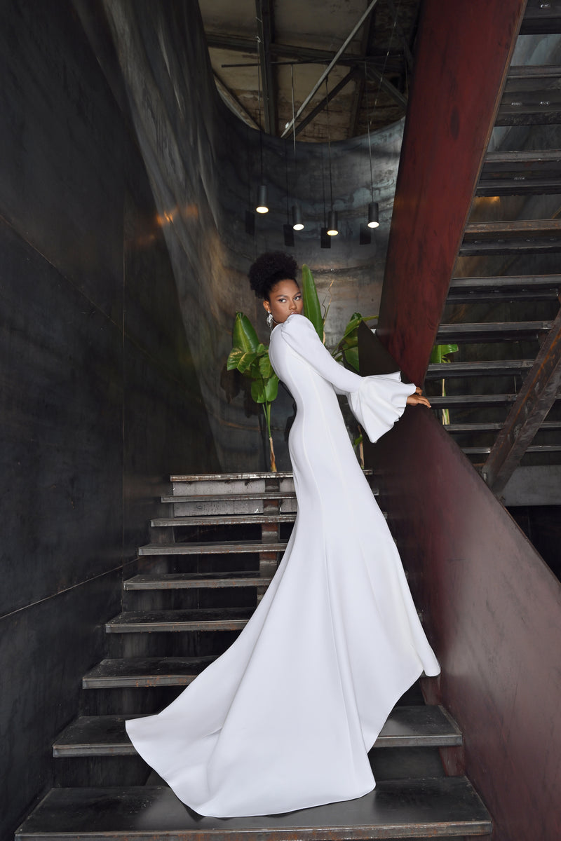 trumpet long sleeve wedding dress Mermaid/Trumpet Wedding Dress V-neck Illusion Long Sleeves Lace Wedding Gown QW2257
