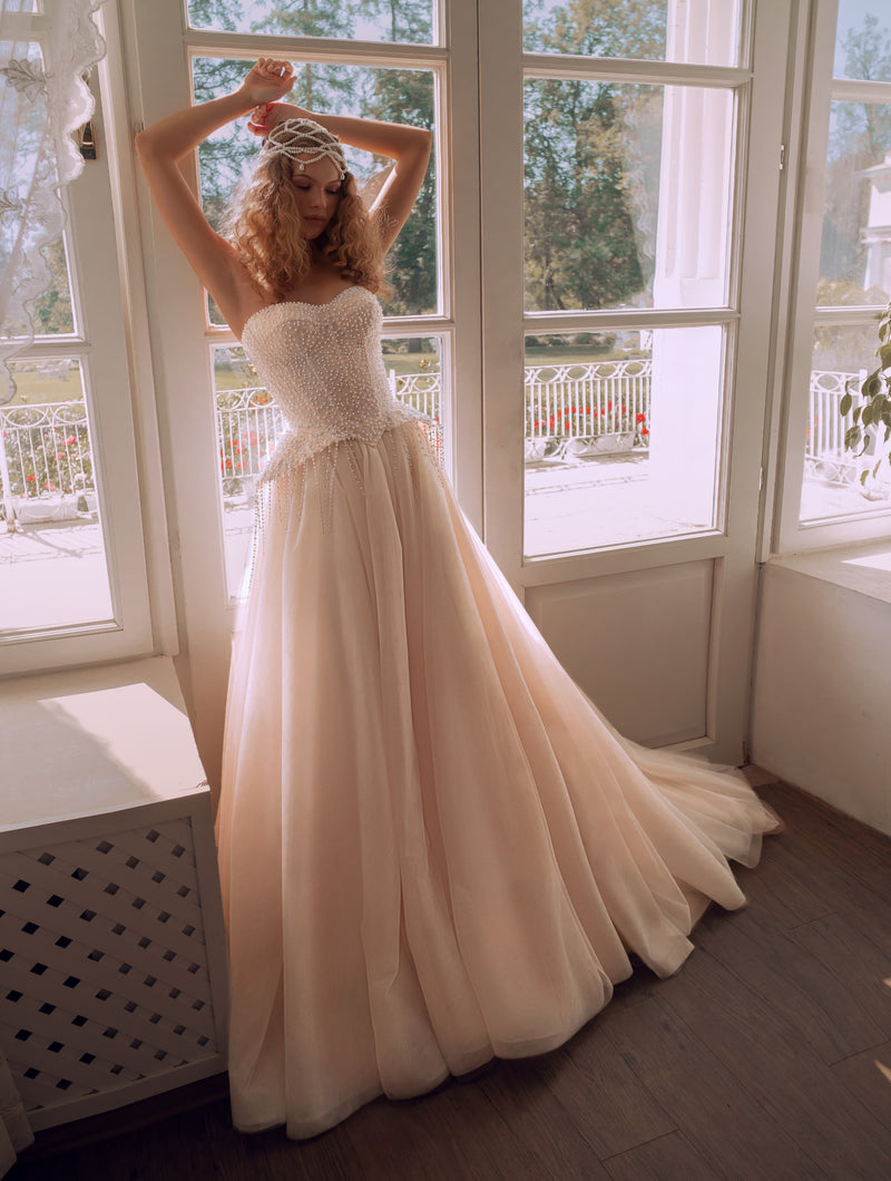 hutch calloway strapless bustier tulle maxi dress So Chic: Strapless Pearl-Embellished Tulle Ball Gown