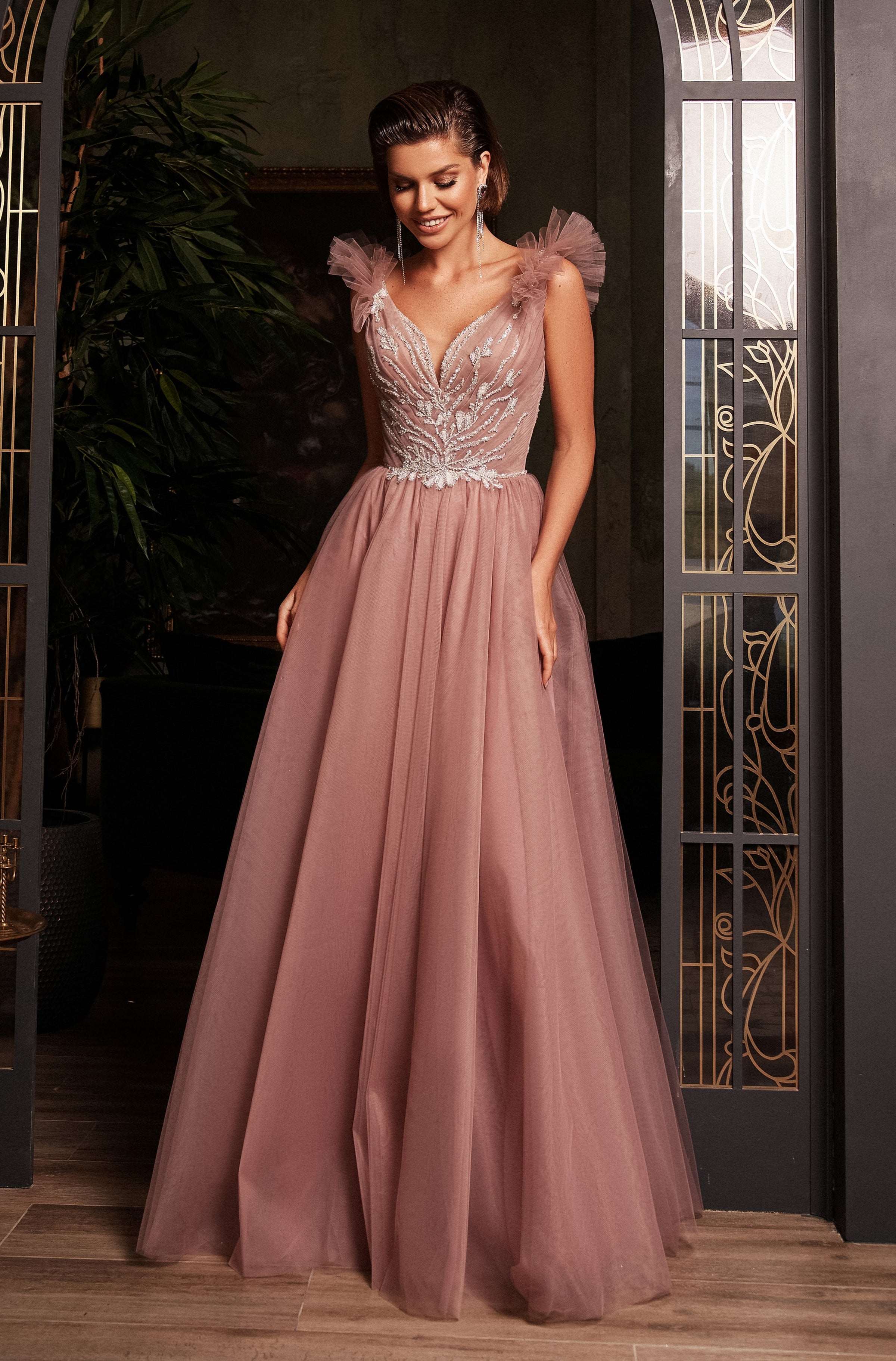 V-Neck Long Evening Gown with Unique Wings EU32 / Photo