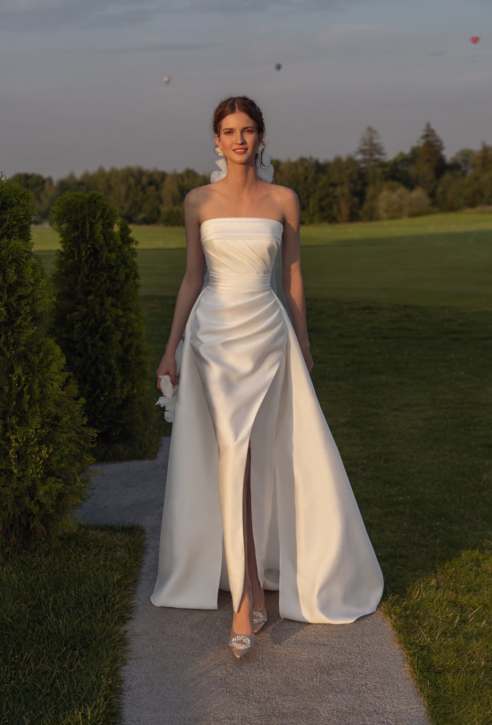Classy Minimalist Wrap-around White Dress Made to Measure Classy Minimalist Wrap-around White Dress Made to Measure