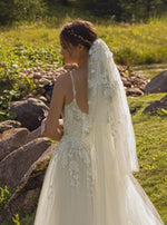 Robe de mariée trapèze à bretelles spaghetti