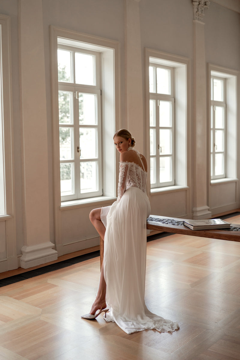 Off-Shoulder Bohemian A-Line Wedding Dress with Choker HAREM's Brides Off-Shoulder Bohemian A-Line Wedding Dress with Choker HAREM's Brides