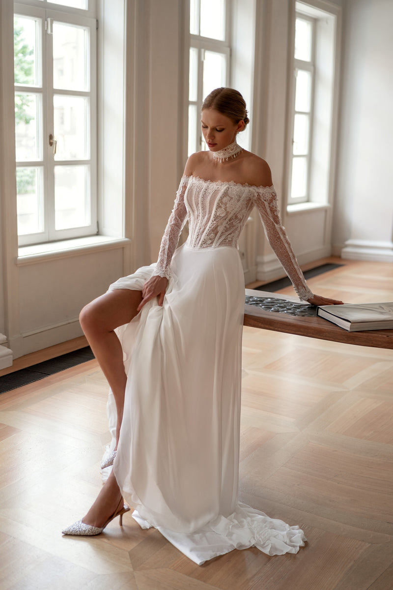 Off-Shoulder Bohemian A-Line Wedding Dress with Choker HAREM's Brides Off-Shoulder Bohemian A-Line Wedding Dress with Choker HAREM's Brides