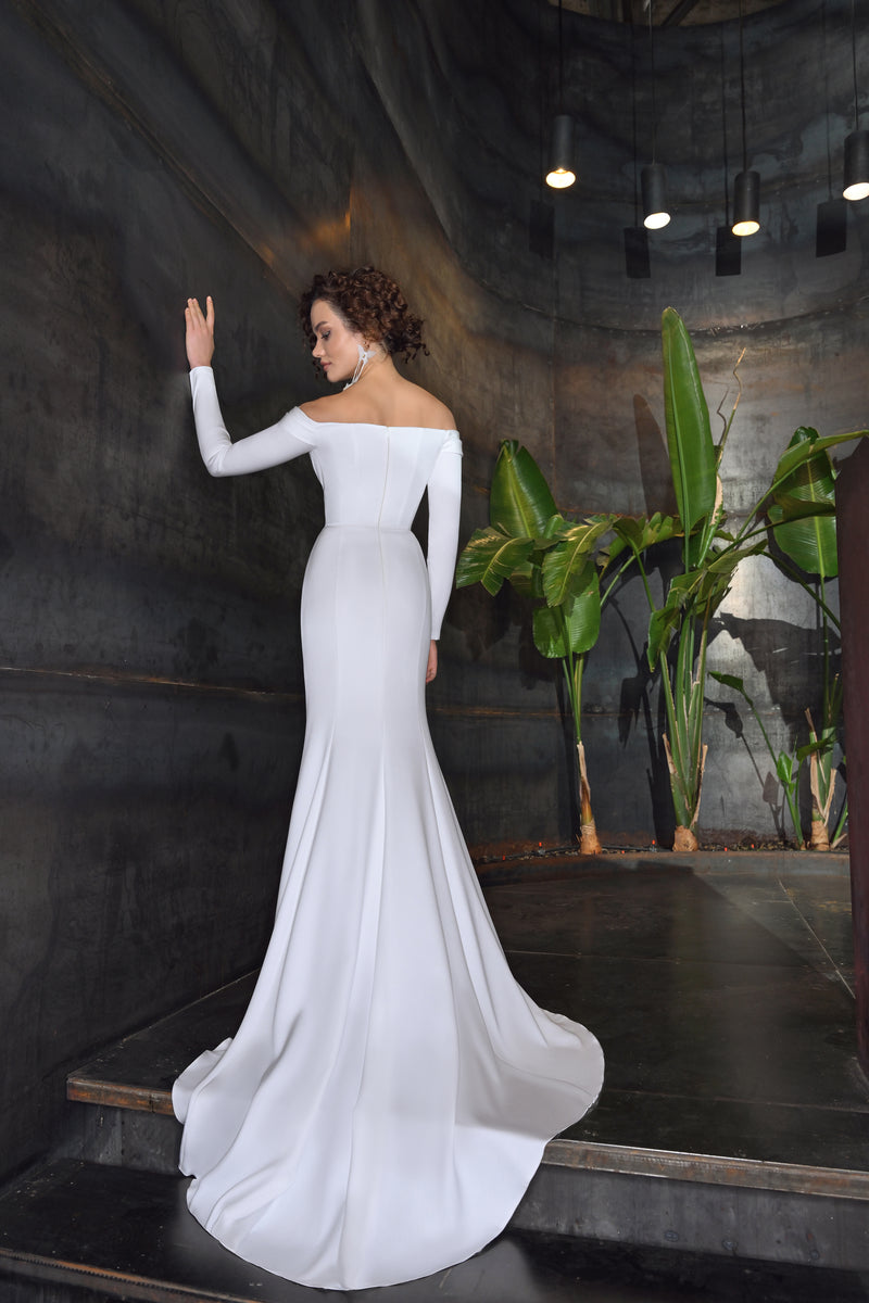 Off-the Shoulder Long Sleeve Mermaid Minimalist Wedding Dress EU36
