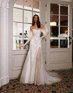 Exquisite Strapless Mermaid Wedding Dress with Removable Gloves