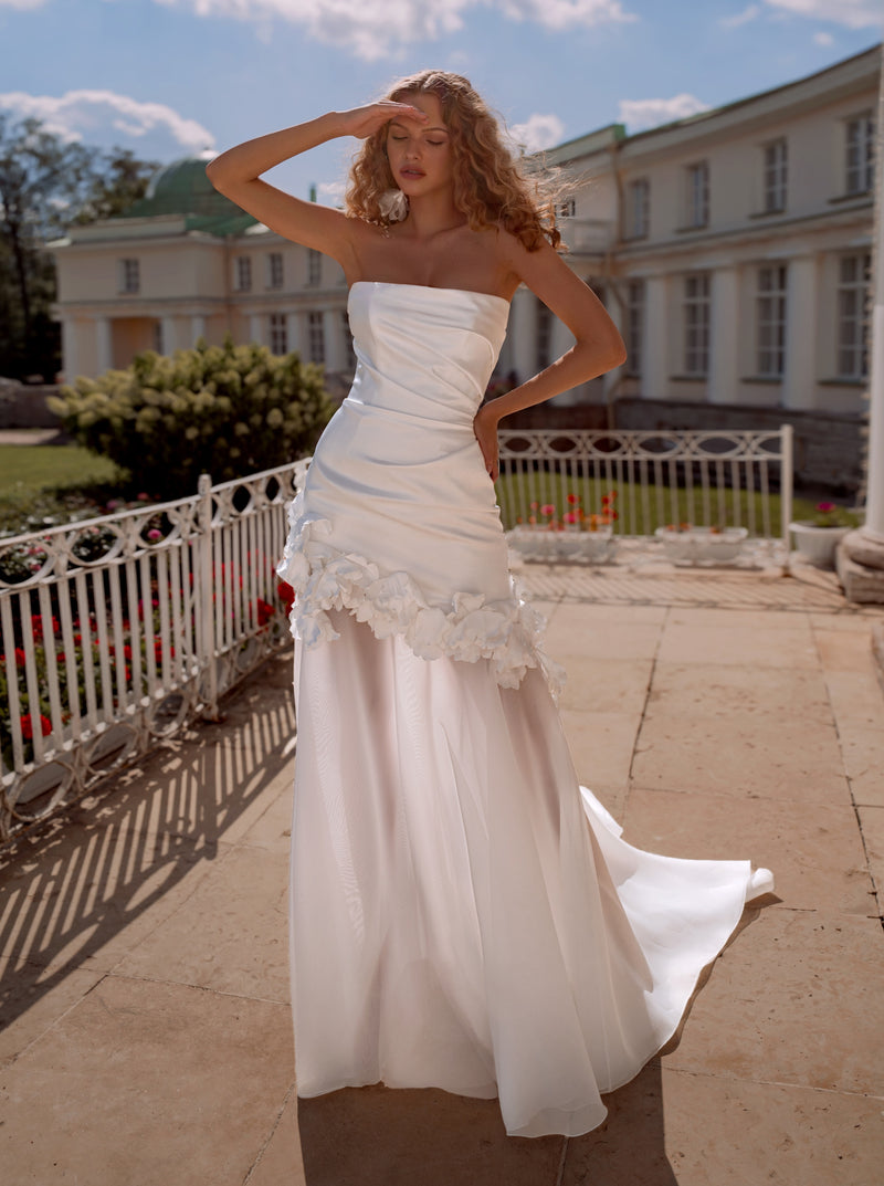 2-in-1 Strapless Satin Mini Dress with Detachable Organza Skirt | La Vella Couture 2-in-1 Strapless Satin Mini Dress with Detachable Organza Skirt | La Vella Couture