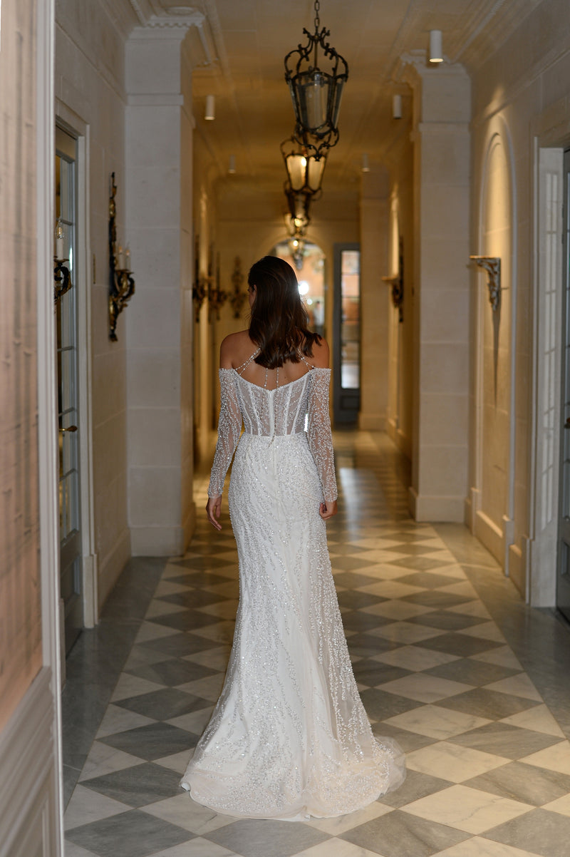 Sweetheart Off-Shoulder Mermaid Glitter Wedding Dress with Beaded Choker
