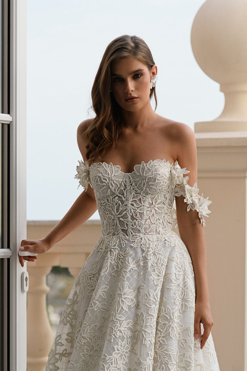 Delicate Off-Shoulder Floral Lace A-Line Wedding Dress