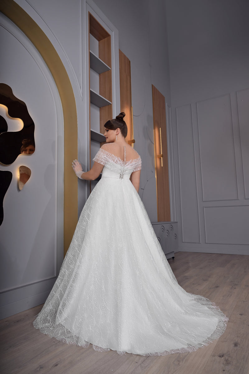 Off-shoulder A-Line Plussize Bridal Dress