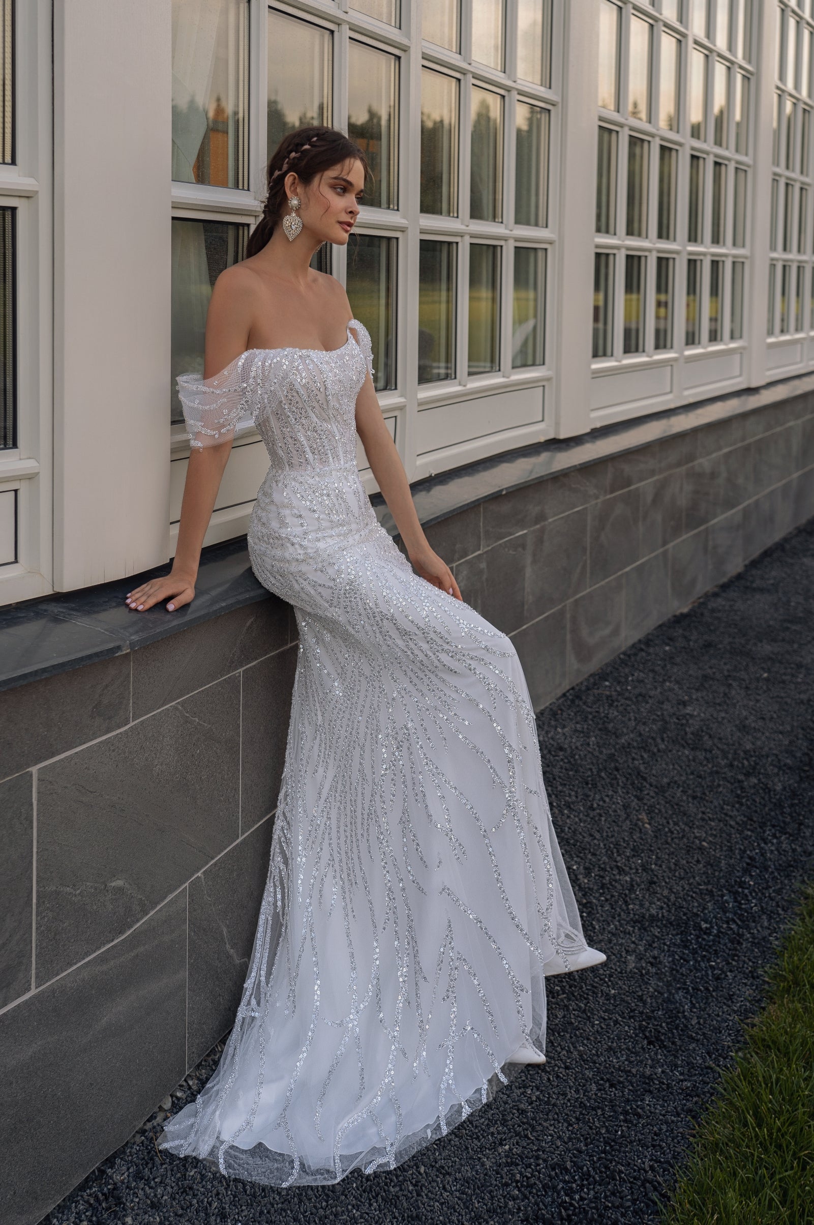 TSxuelian Robe De Mariée Sirène Épaules Dénudées Avec Appliques Florales En Dentelle