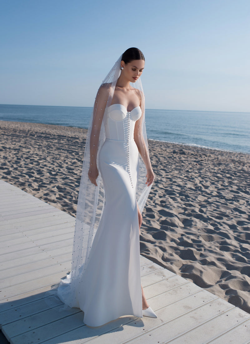 2 en 1: vestido de novia estilo sirena con escote corazón, botones delanteros y body extraíble