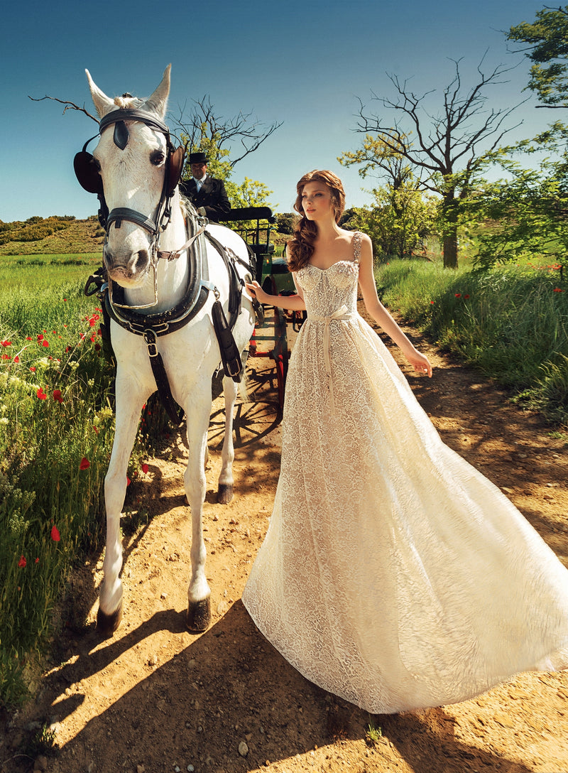 Robe de mariée en dentelle chérie exquise