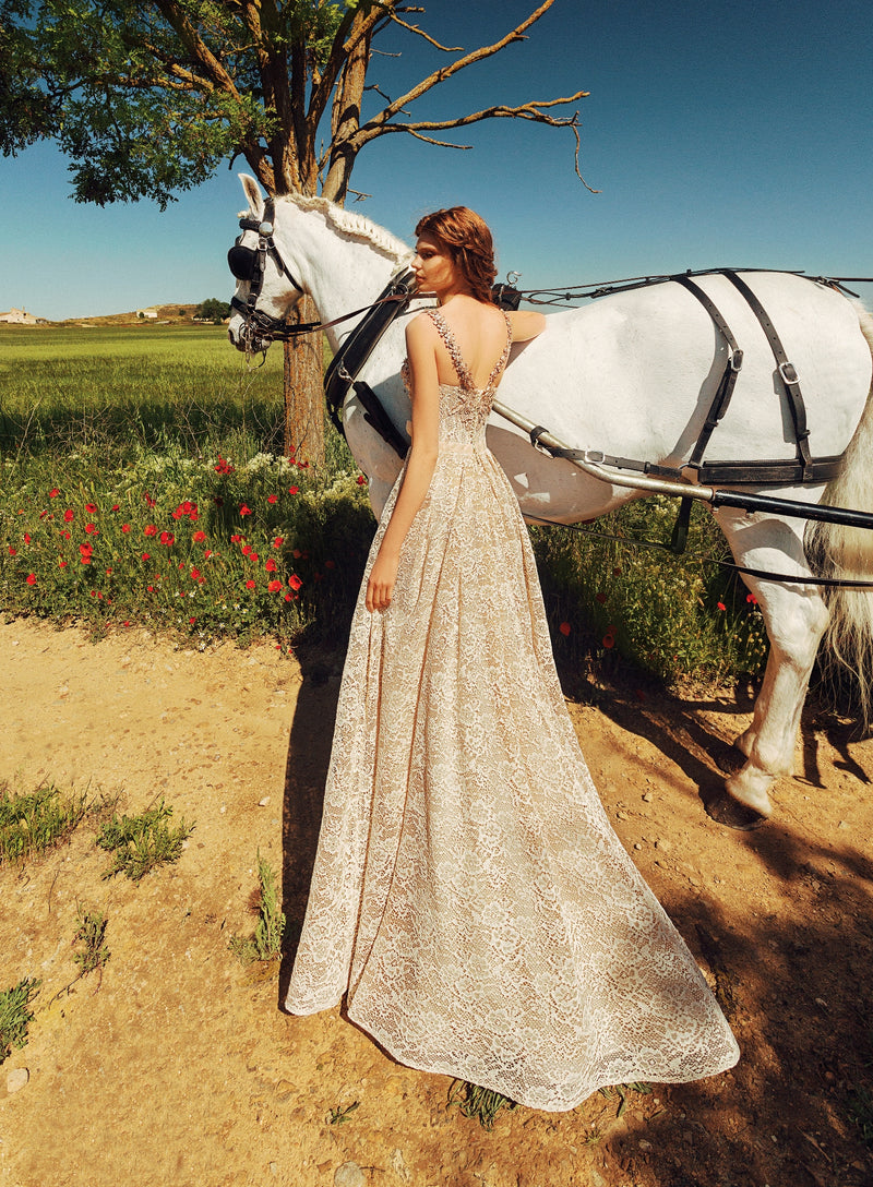 Robe de mariée en dentelle chérie exquise