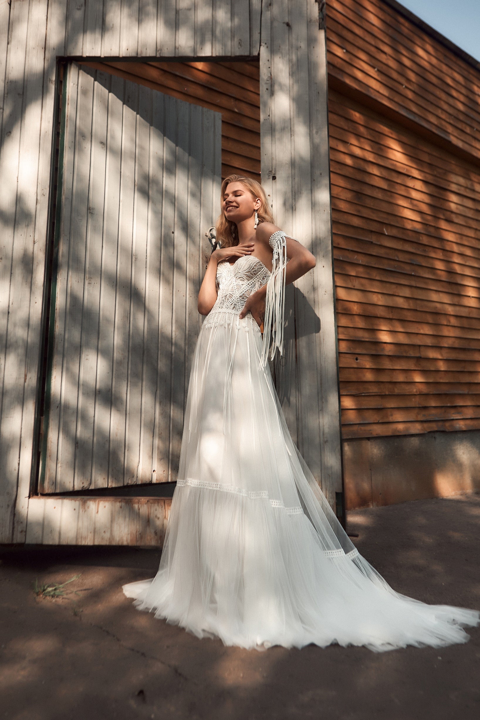 boho wedding dress with removable sleeves Versatility Unveiled: Enchanting Wedding Dresses with Detachable Sleeves