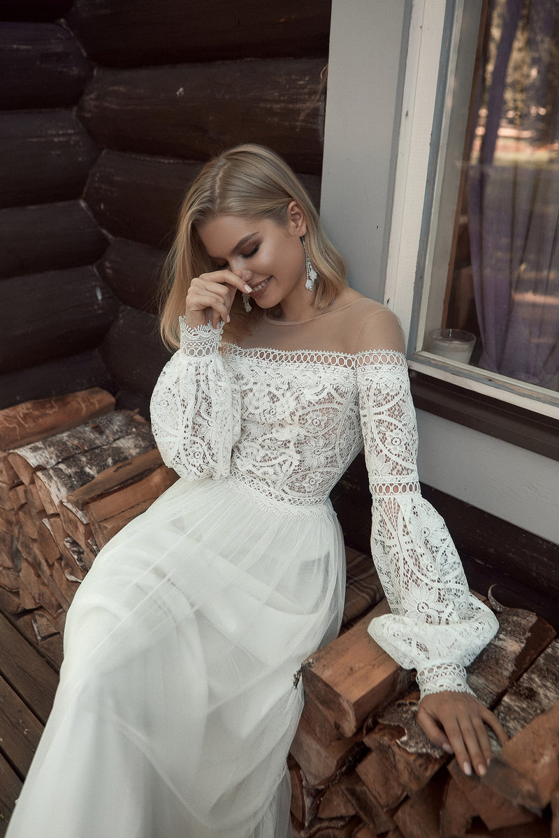 A-Line Wedding Dress with Off-Shoulder Long Sleeves EU34 / Milk A-Line Wedding Dress with Off-Shoulder Long Sleeves EU34 / Milk