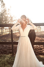 Long Sleeve A-Line Elegant Wedding Dress