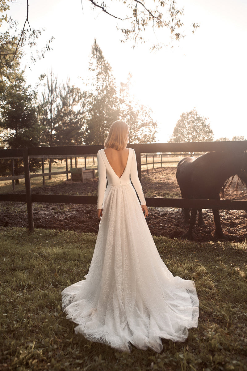 Long Sleeve A-Line Elegant Wedding Dress