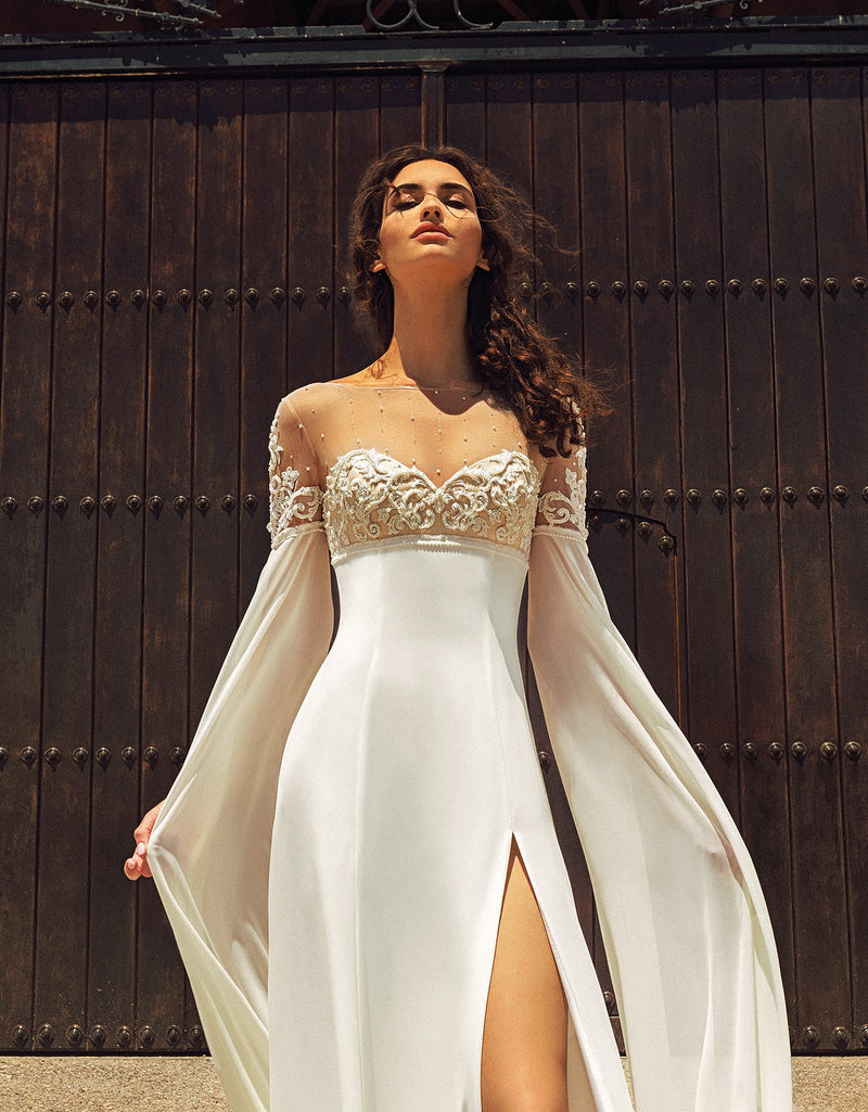 Sexy Wedding Gown with Long Angel Cape Sleeves EU38 / Off-White Sexy Wedding Gown with Long Angel Cape Sleeves EU38 / Off-White