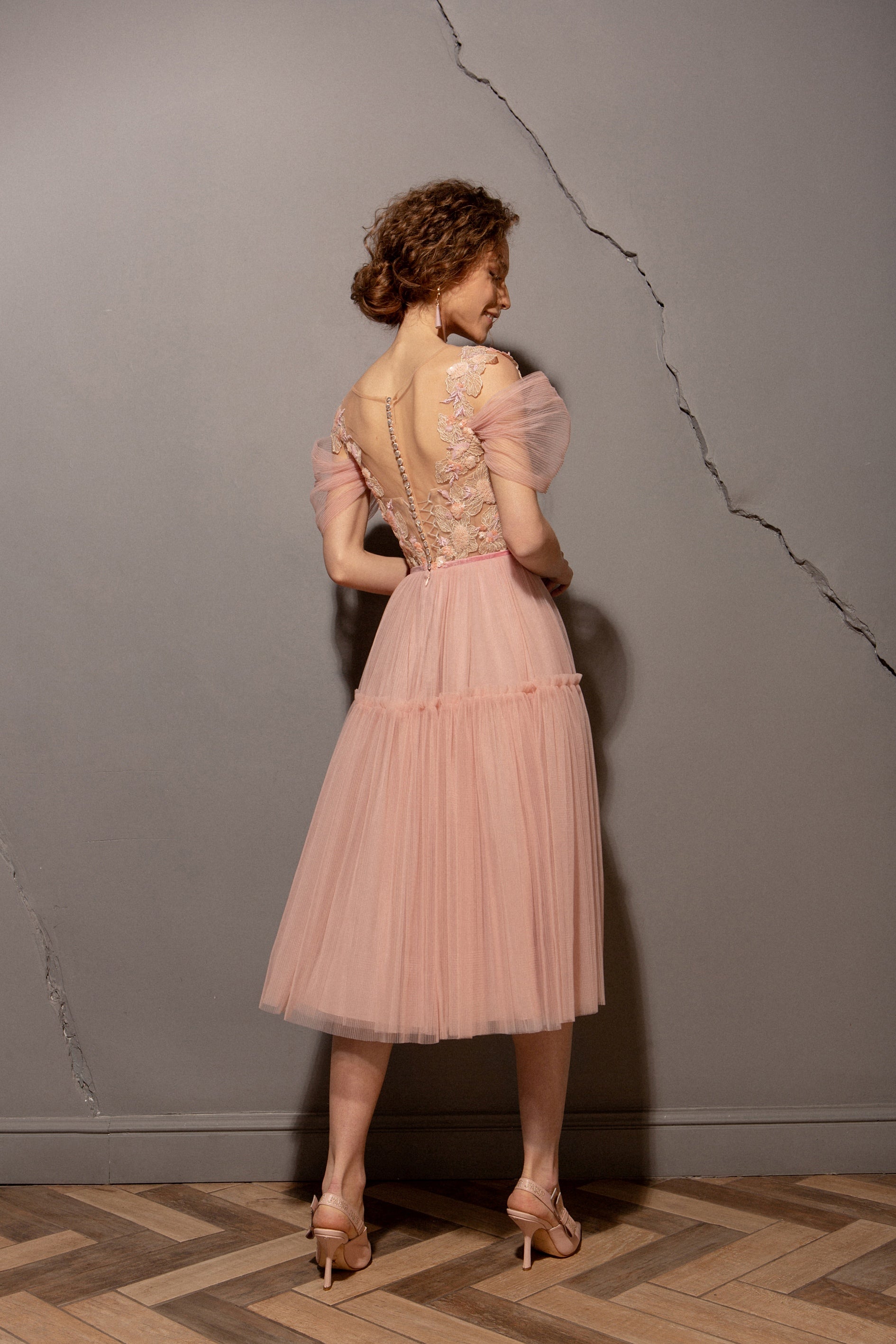 Off-Shoulder Midi Party Dress HAREM's Brides Off-Shoulder Midi Party Dress HAREM's Brides