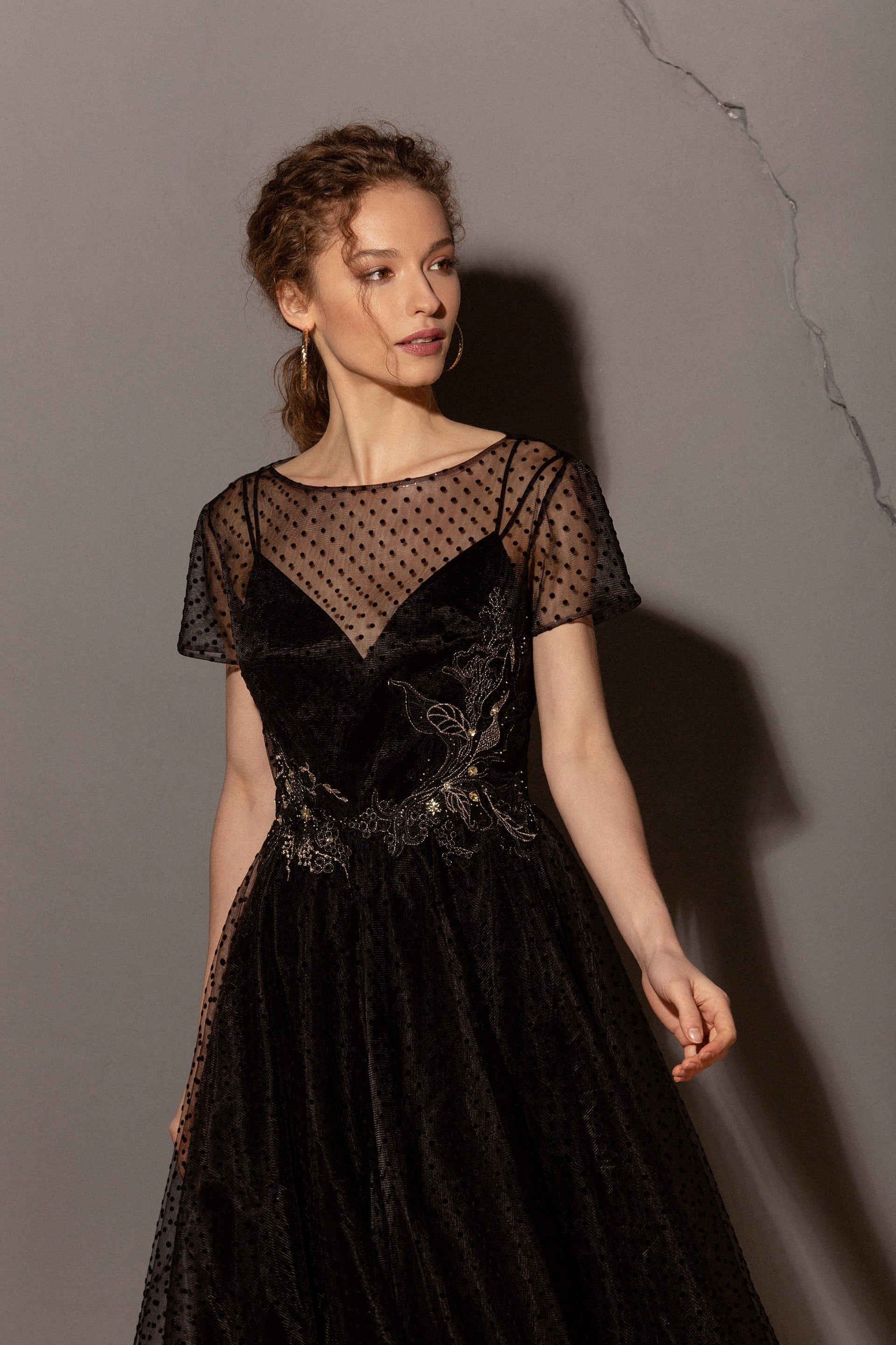 Spaghetti Strap Black Velvet Dress with Tulle Overlay EU34 / Black Spaghetti Strap Black Velvet Dress with Tulle Overlay EU34 / Black