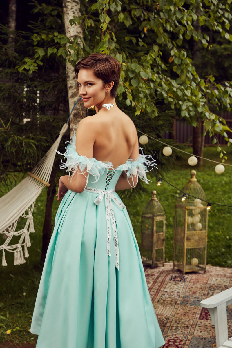 Off-Shoulder Tea-Leght Evening Gown