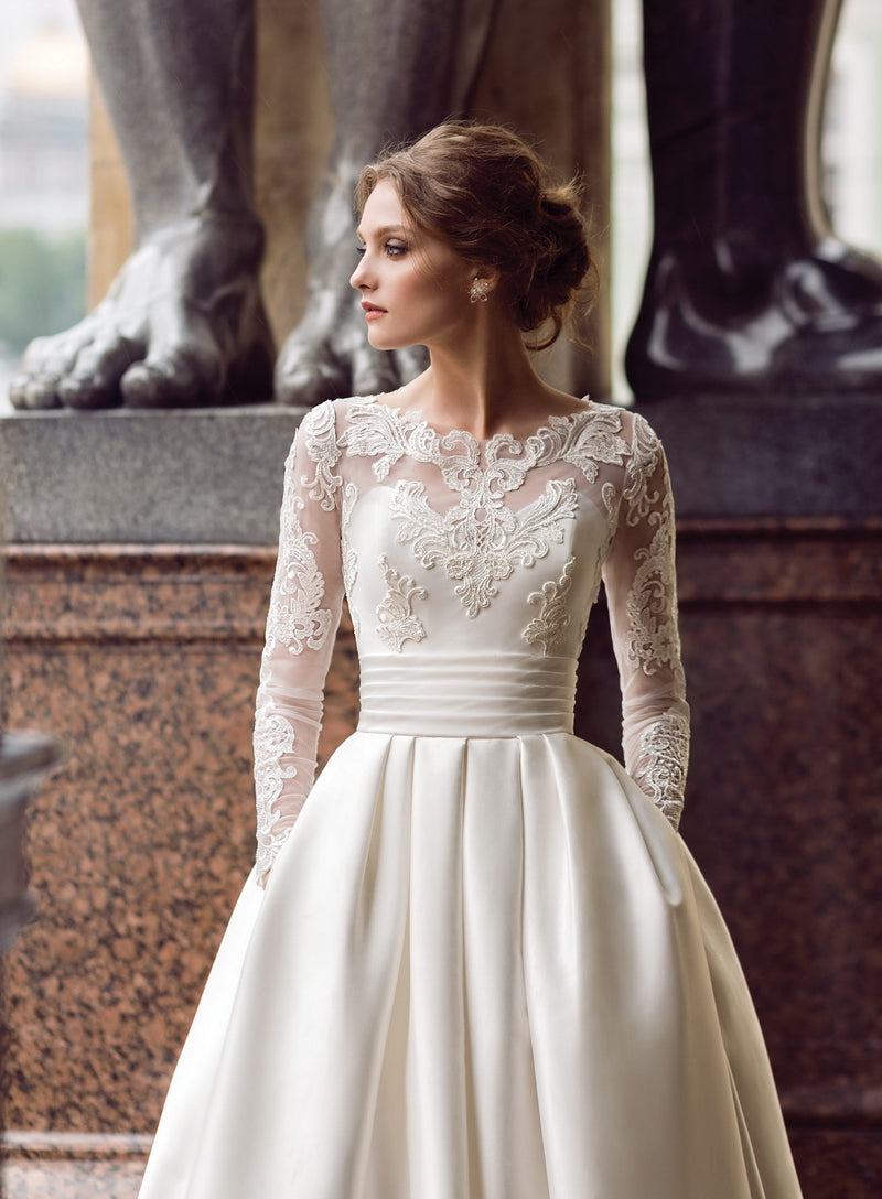 Exquisite High-Neck Long Sleeve Elegant Wedding Gown HAREM's Brides Exquisite High-Neck Long Sleeve Elegant Wedding Gown HAREM's Brides