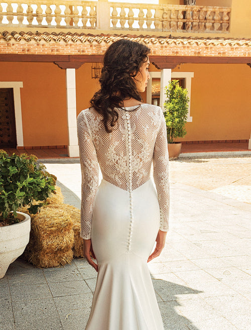 Robe de mariée sirène minimaliste élégante à manches longues