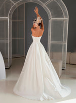 Sweetheart Neckline Strapless Simple Wedding Dress