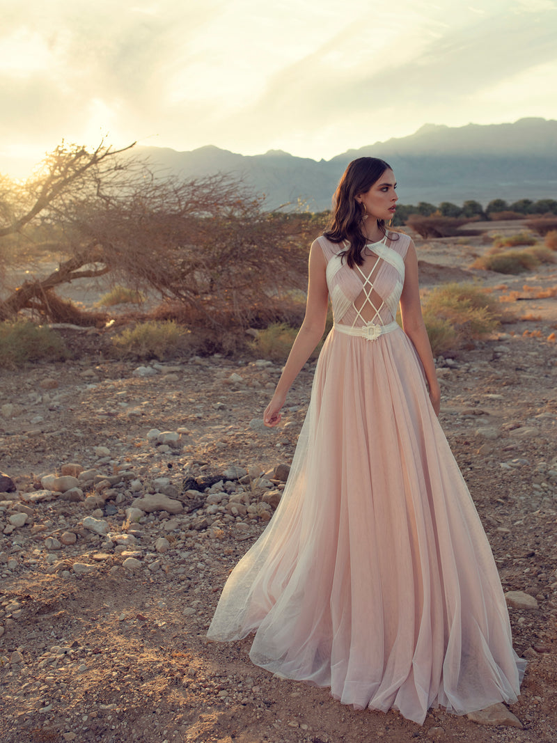 Vestido sem manga estilo romano