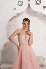 Robe midi chic en tulle