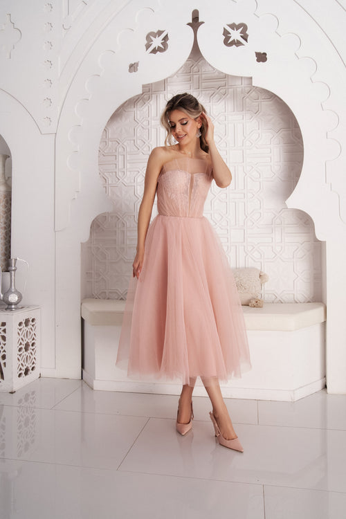 Robe midi chic en tulle