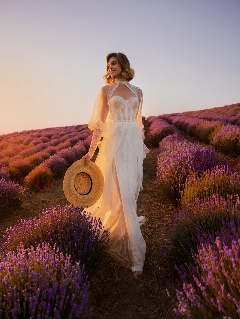 Vestido de novia bohemio con bolero