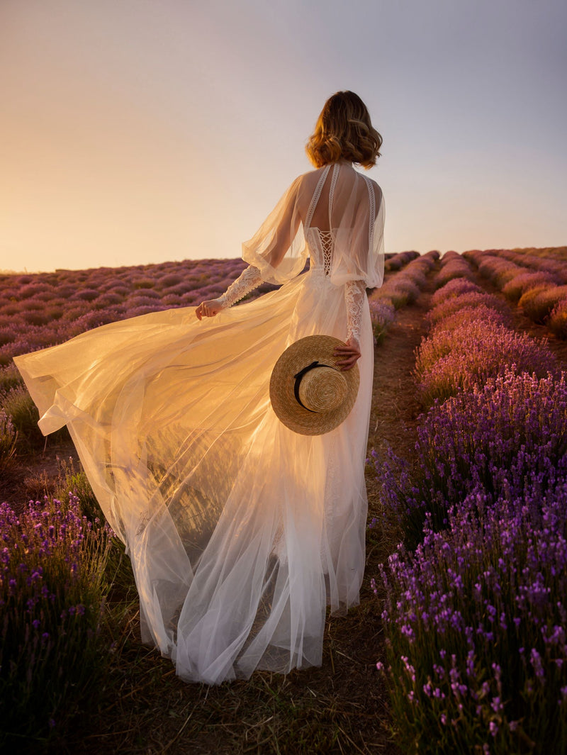 Vestido de novia bohemio con bolero