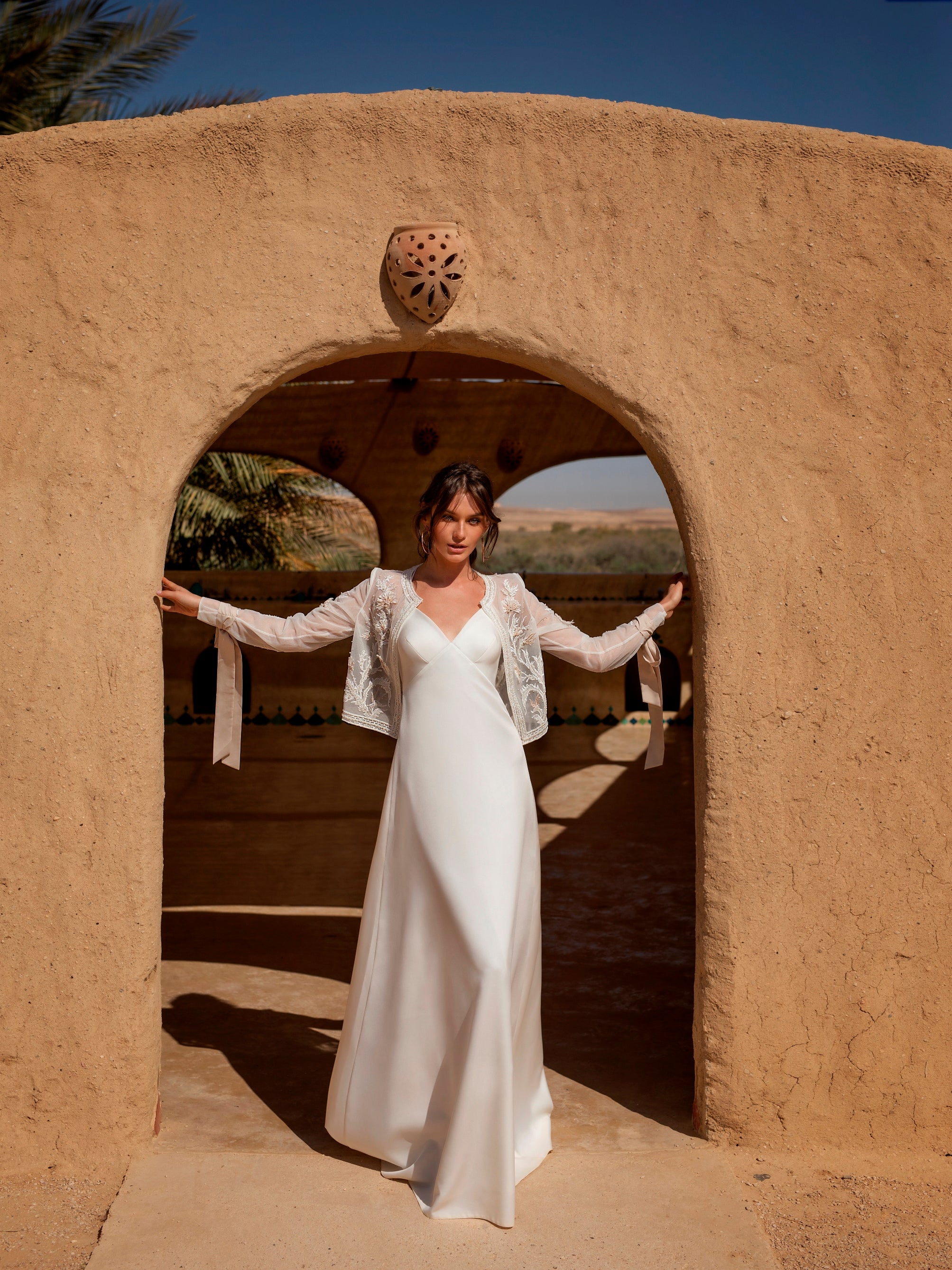 Simple Wedding Gown with 3D-Flowers Jacket – HAREM's Brides