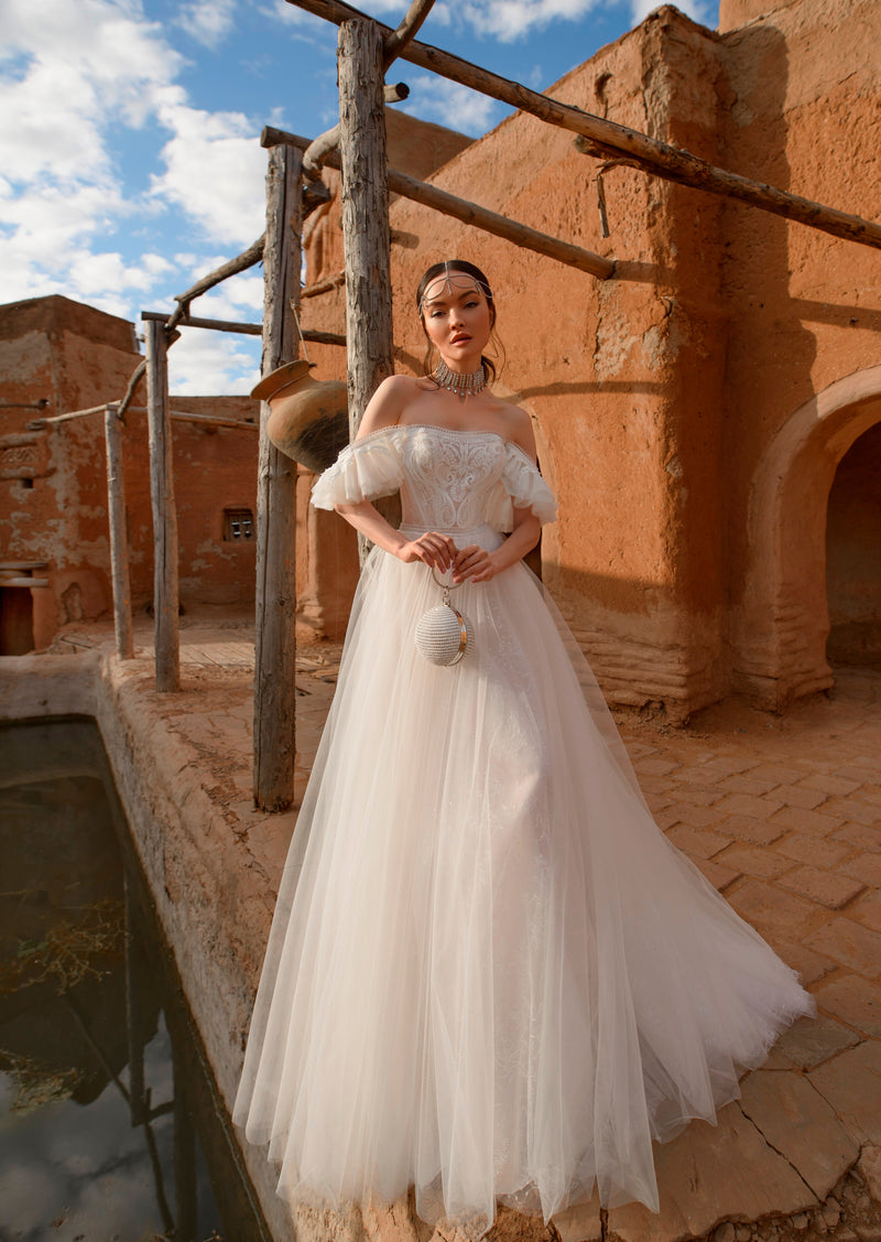 Exquisite Off-the-shoulder A-Line Bridal Dress