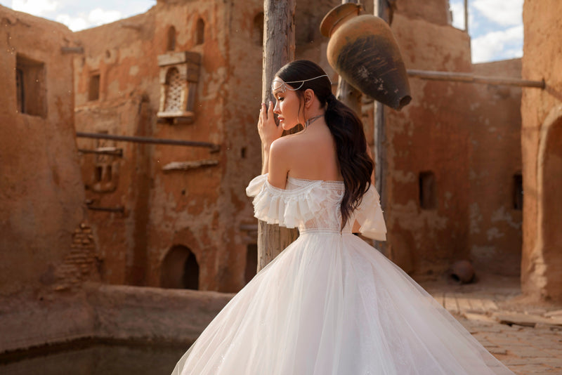 Robe de mariée trapèze exquise à épaules dénudées