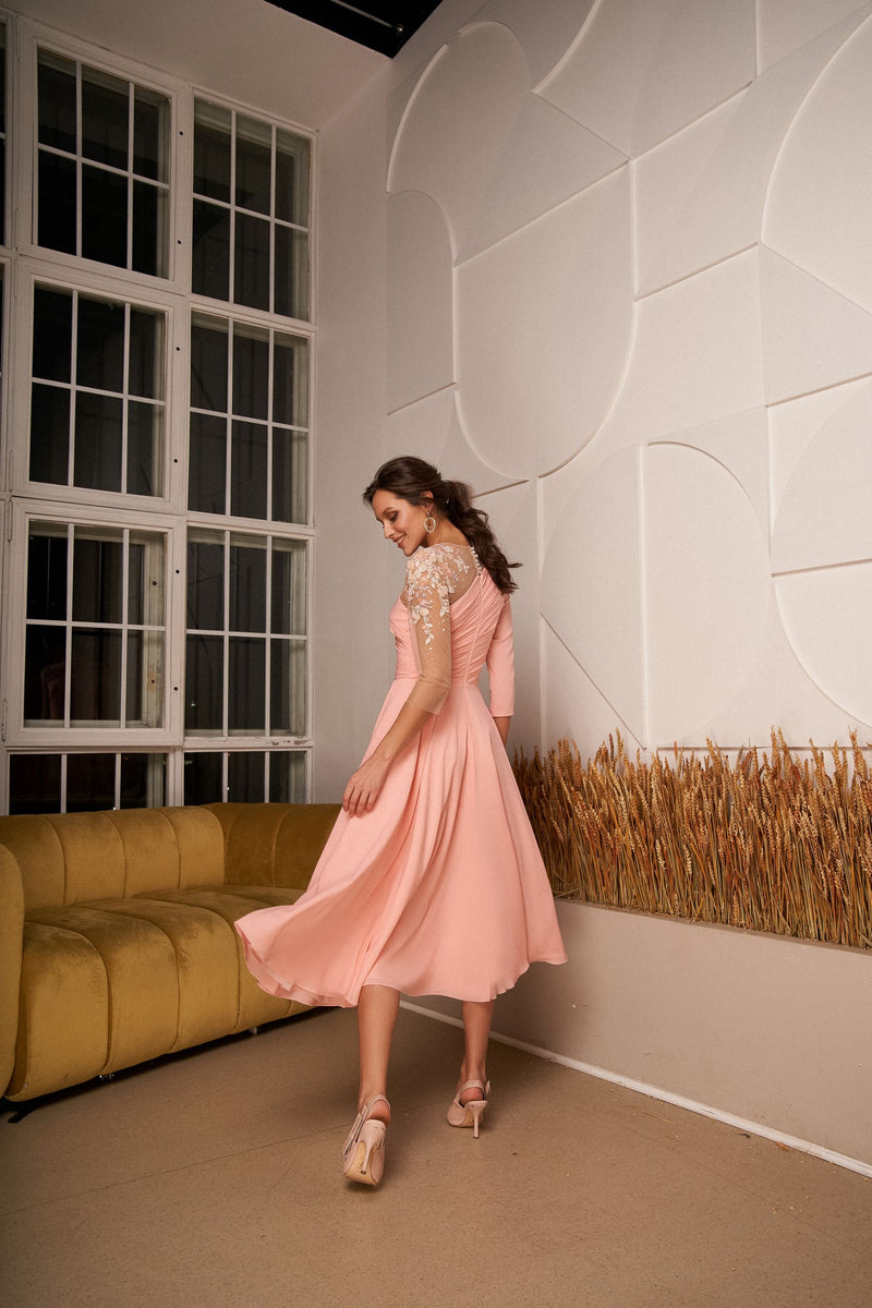 One-Shoulder Cutout Asymmetrical Dress with Embroidered Tulle Sleeve EU44 / Apricot (As seen on the photo) One-Shoulder Cutout Asymmetrical Dress with Embroidered Tulle Sleeve EU44 / Apricot (As seen on the photo)