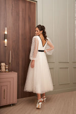 Vestido midi chique de tule de bolinhas
