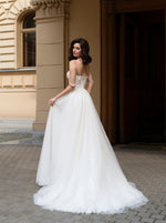 Gorgeous A-line Spaghetti Strap Wedding Gown