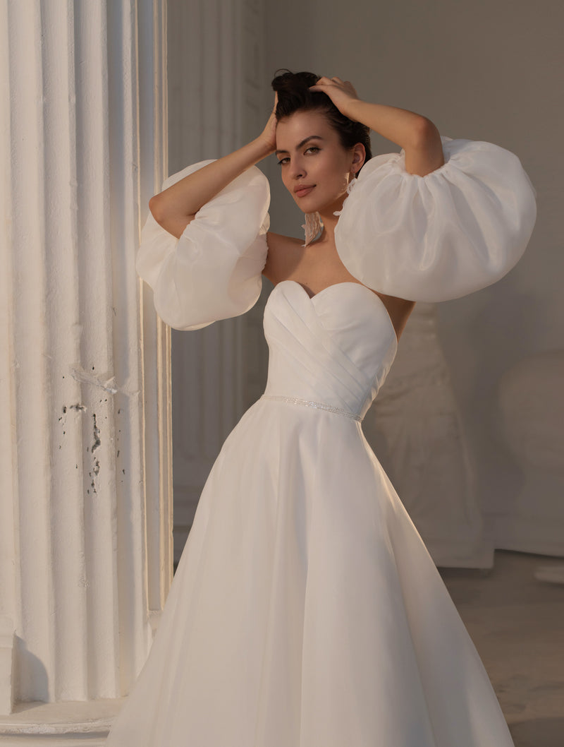 Robe de mariée robe de bal à manches bouffantes