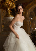 Superbe robe de mariée trapèze corset sans bretelles