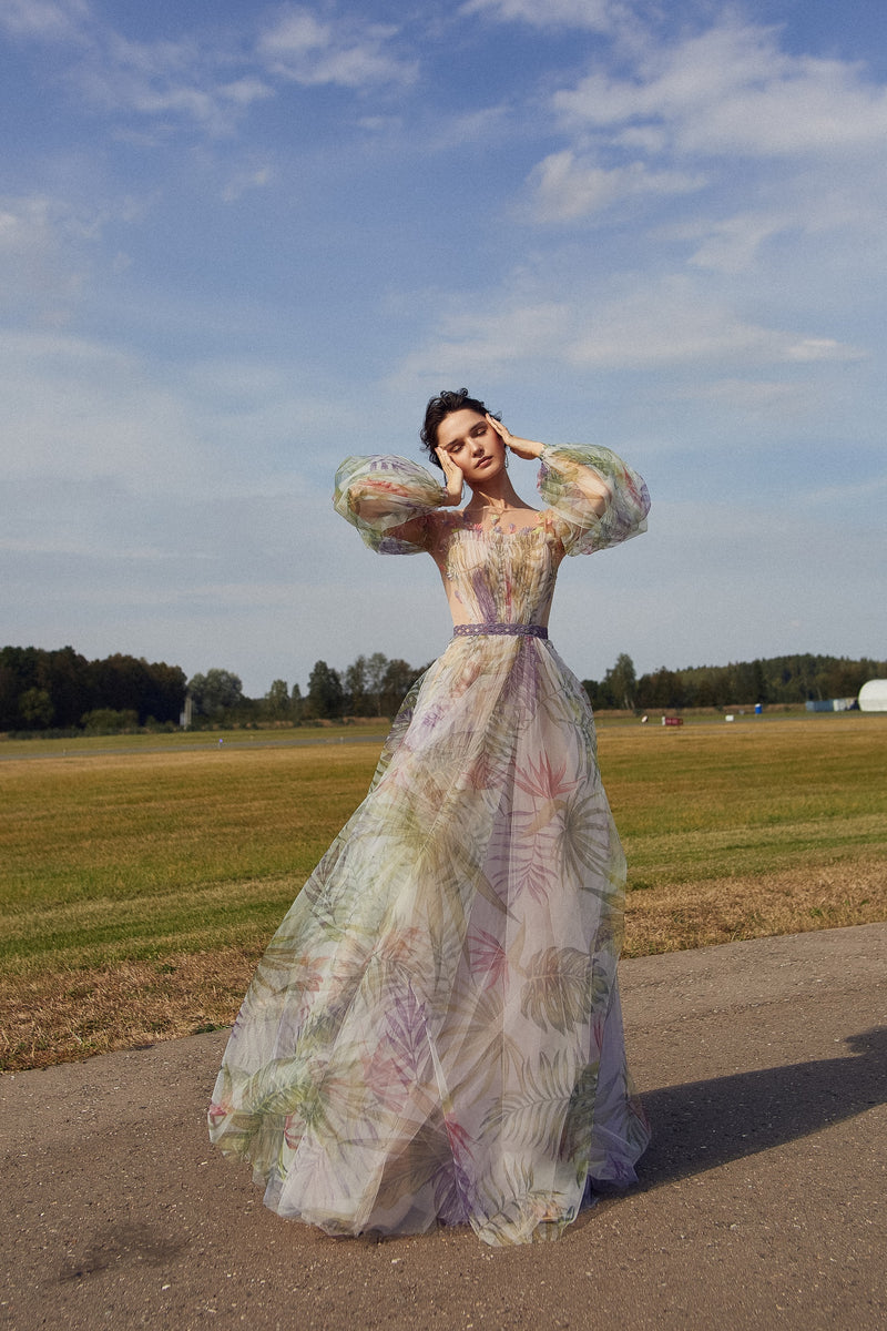 Robe de soirée longue à manches bouffantes