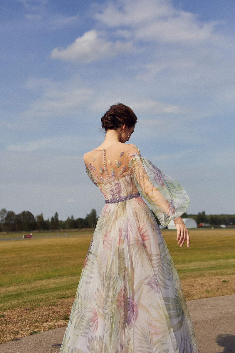 Robe de soirée longue à manches bouffantes