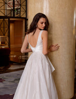 V-Neck Sleeveless Glitter Wedding Gown