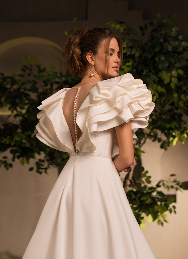 Robe de mariée mikado trapèze à manches flottantes