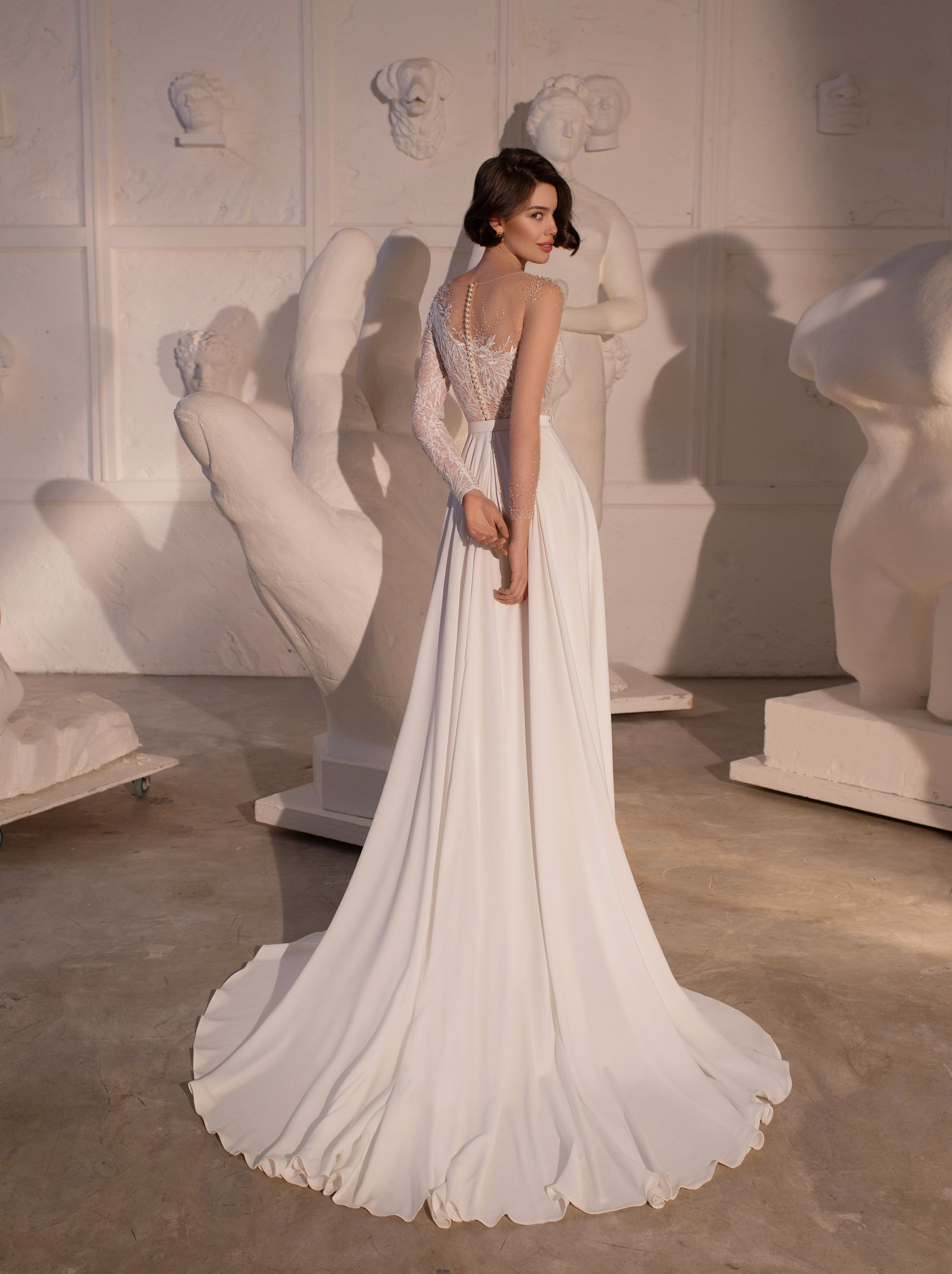 One Shoulder Asymmetrical Neckline Wedding Dress Made to Measure / With an Alternative Lace One Shoulder Asymmetrical Neckline Wedding Dress Made to Measure / With an Alternative Lace