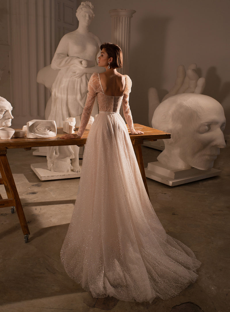 Vestido de novia de manga larga con escote corazón