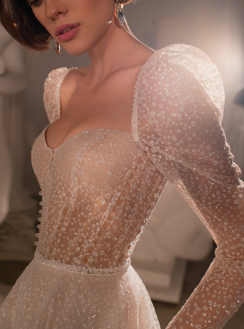 Sweetheart Neckline Long Sleeve Wedding Gown