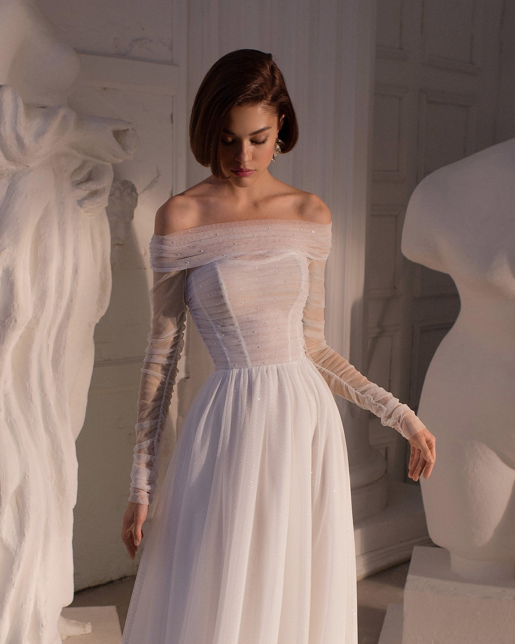 Elegante vestido de noiva linha A com ombros descobertos – HAREM's Brides