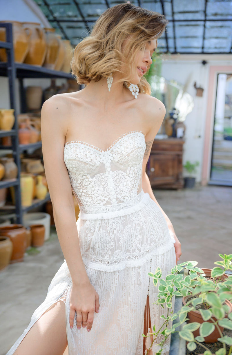 Robe de mariée bohème en dentelle avec boléro